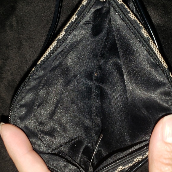 Coach wristlet - Picture 3 of 9